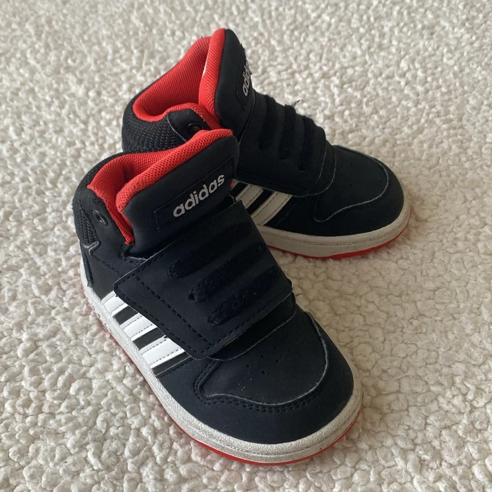 Adidas Baby Unisex High-Top Sneaker